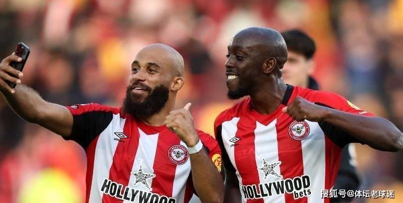 黑锋双煞解体！姆贝乌莫800万镑年薪入豪门，维萨罢训离队能理解